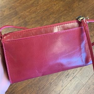 Hobo Jewel in Cranberry
